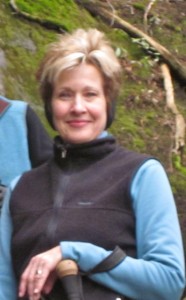 leslie tucker outide