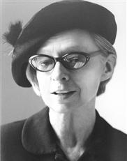 sara pritchard with hat and glasses