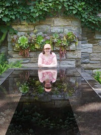 melissa frederick by reflecting pool