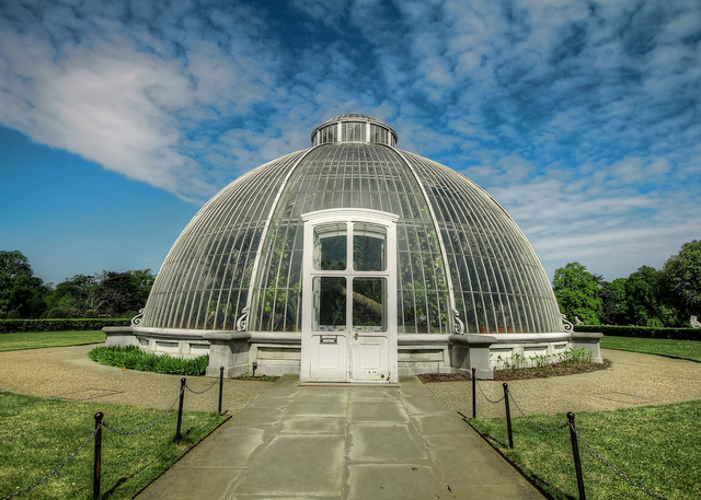 greenhouse and Kew gardens in London