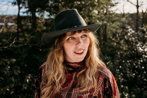 sensitive creatures essays by kirsten reneau - hummingbirds and leaves