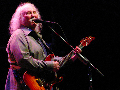 david crosby playing guitar 2010