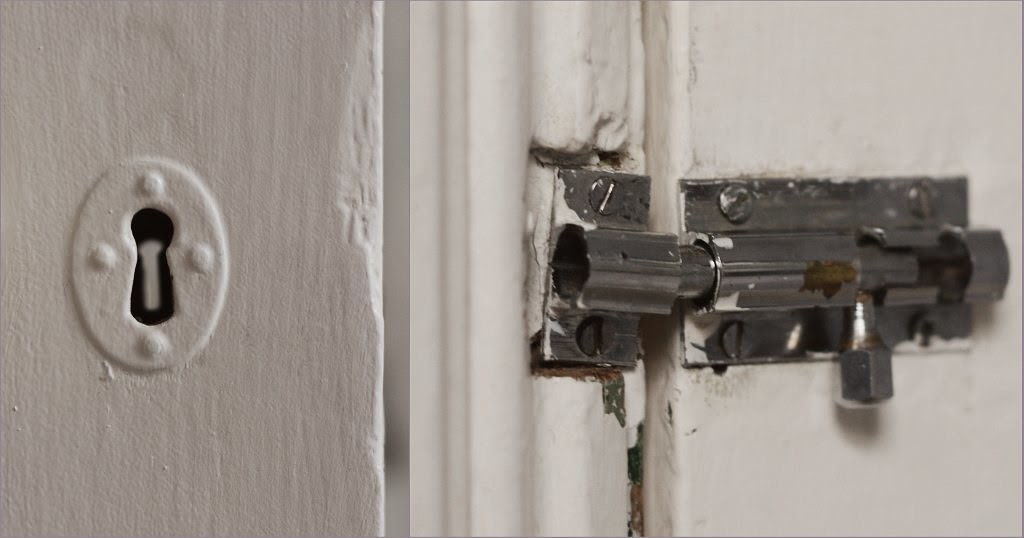 Old keyhole and slider lock